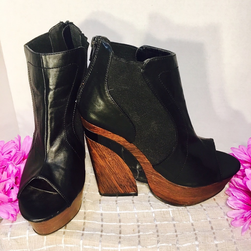 LILIANA OPEN TOE STACK HIGH HEELS